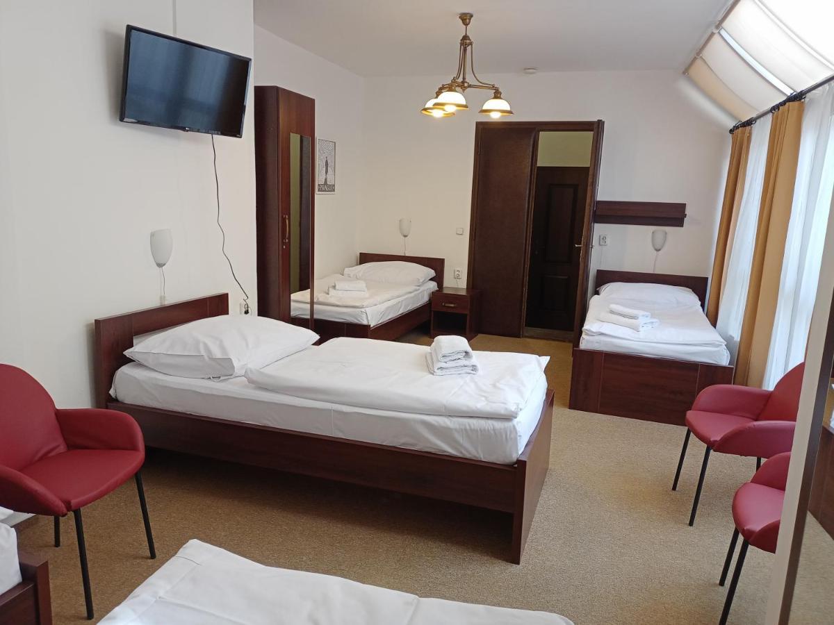 Familiekamer met Eigen Badkamer